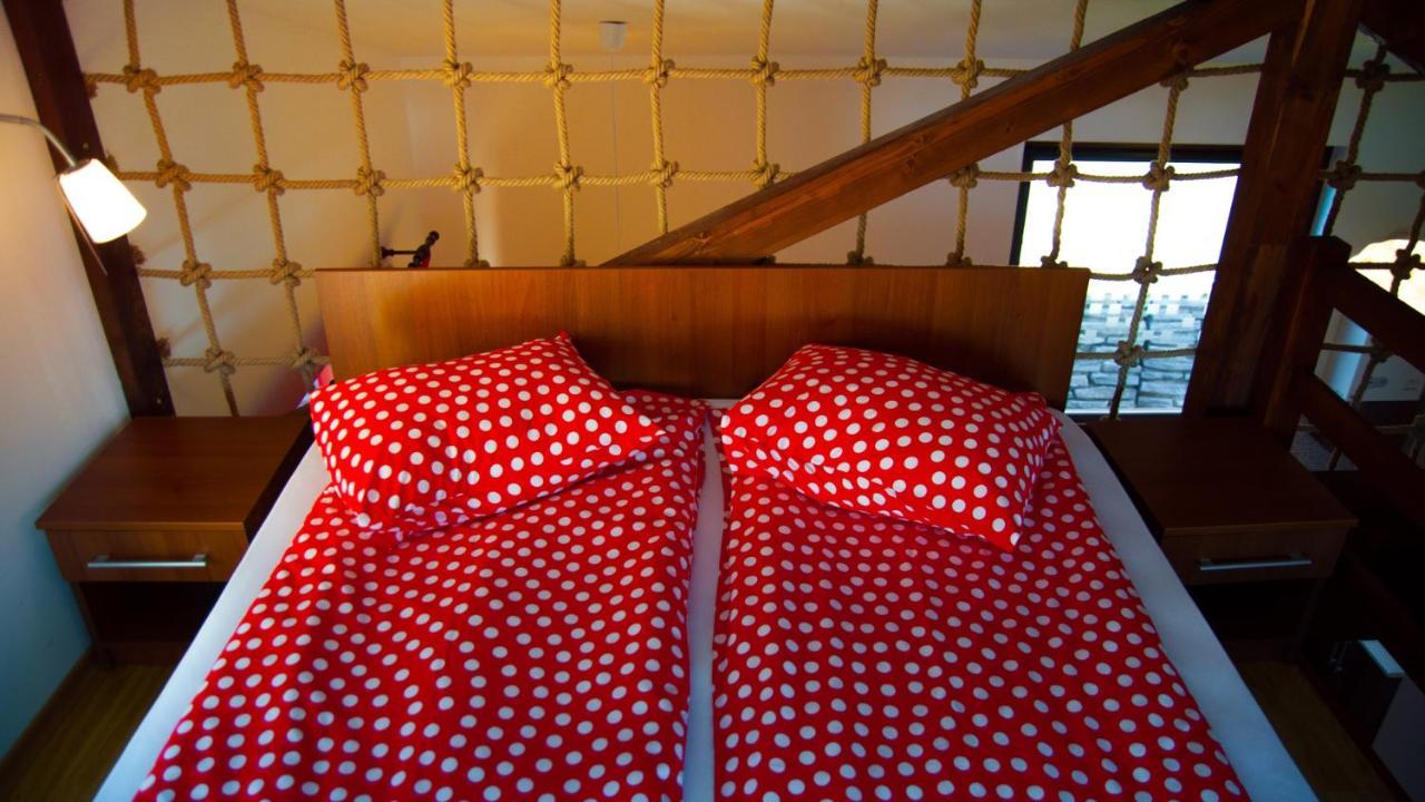 Horizont Panzio Bed and Breakfast Odorheiu Secuiesc Exteriör bild