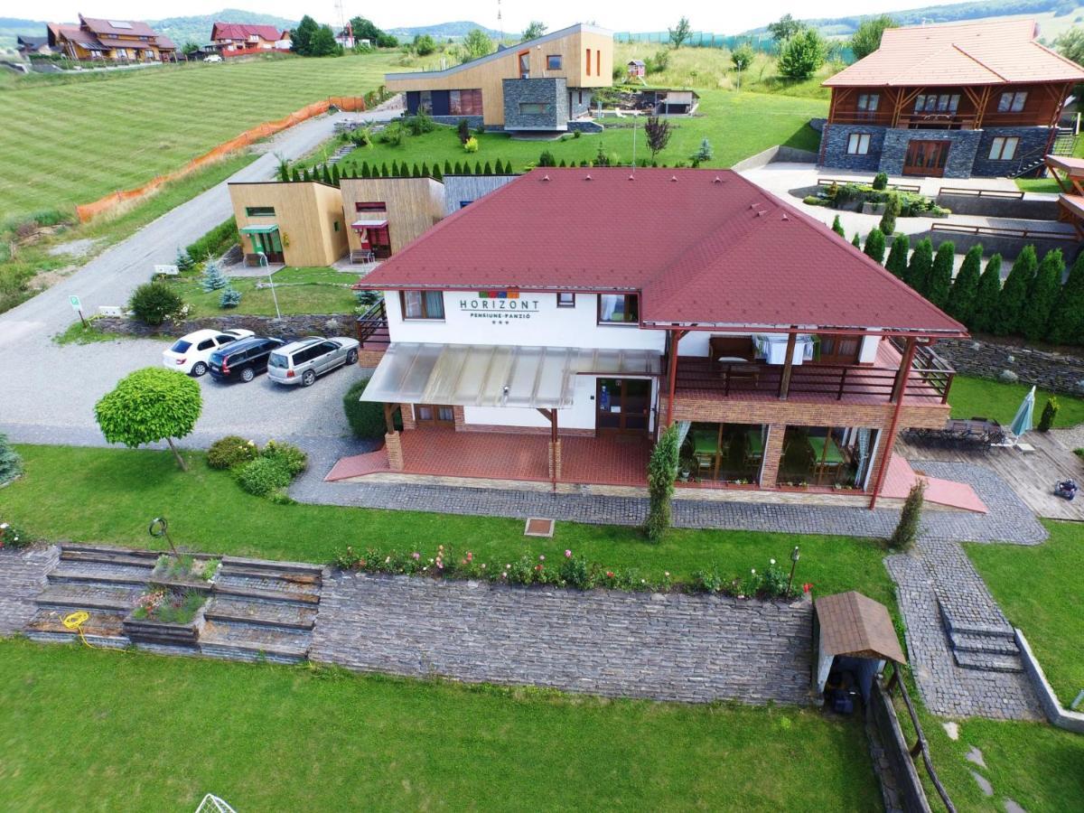 Horizont Panzio Bed and Breakfast Odorheiu Secuiesc Exteriör bild