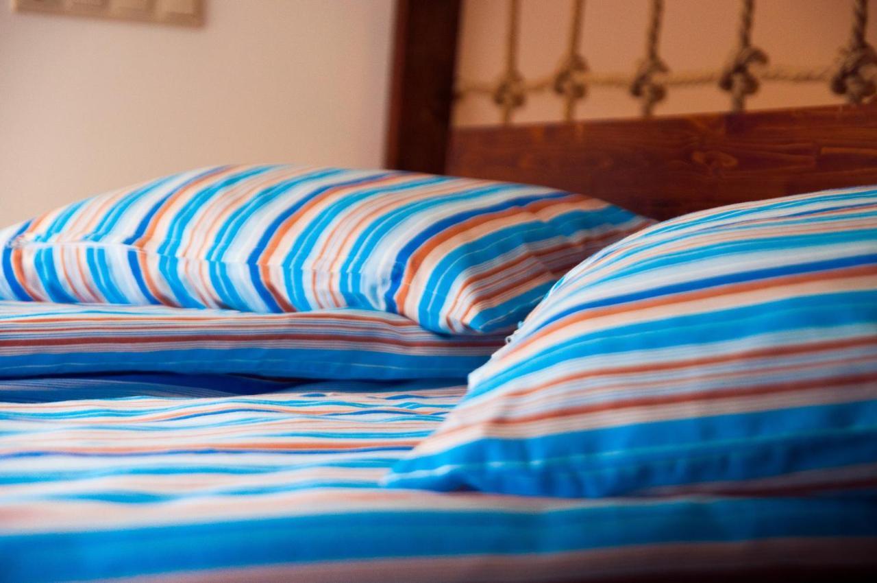 Horizont Panzio Bed and Breakfast Odorheiu Secuiesc Exteriör bild